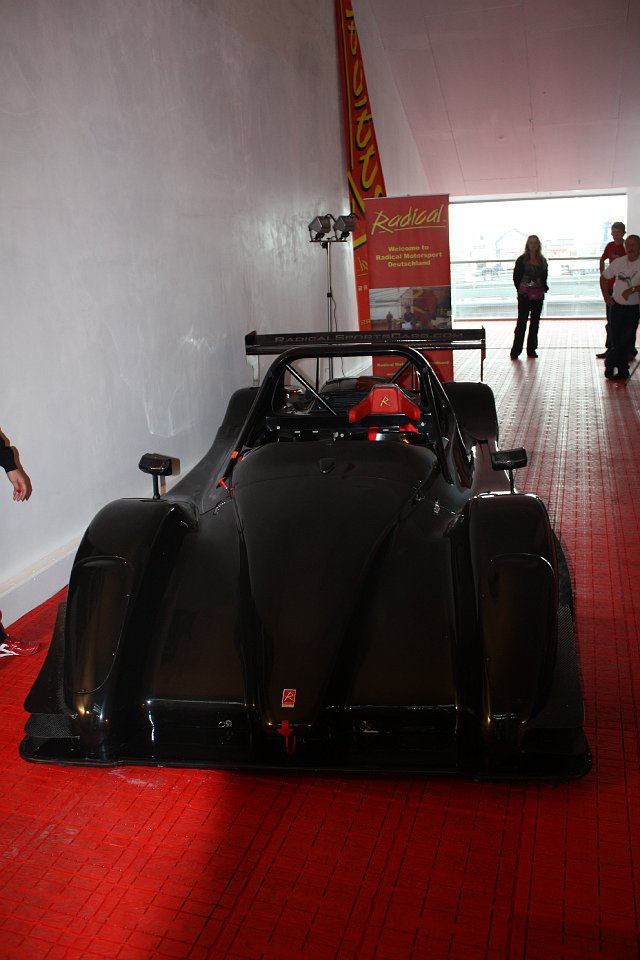 Radical  Bodypainting am Nuerburgring (6).JPG